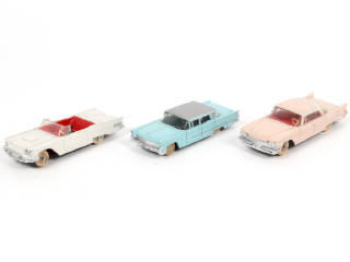 Lot 357 - DINKY TOYS (FRANCE) (3)