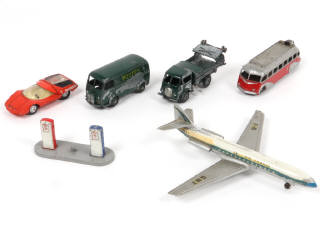 Lot 368 - DINKY TOYS (FRANCE) (6)