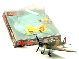 Lot 196 - DINKY TOYS GB (1)