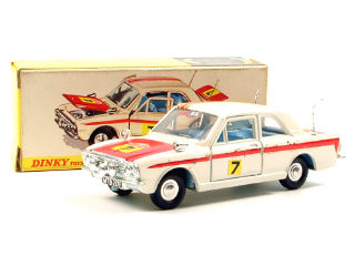 Lot 163 - DINKY TOYS GB (1)