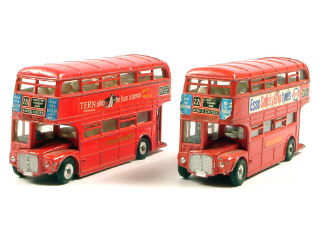 Lot 201 - DINKY TOYS (GB) (2)