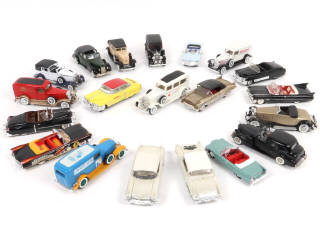 Lot 73 - DIVERS (20)