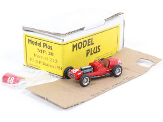 Lot 163 - MODEL PLUS (ITALIE) (1)