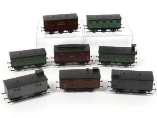 Lot 58 - R.M.A. 'HO' (FRANCE) (8)