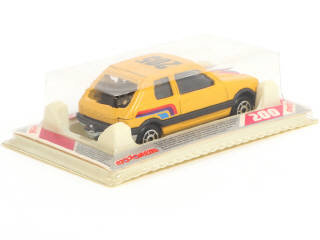 Lot 93 - MAJORETTE (FRANCE) (1)