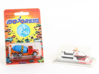 Lot 54 - MAJORETTE (FRANCE) (2)