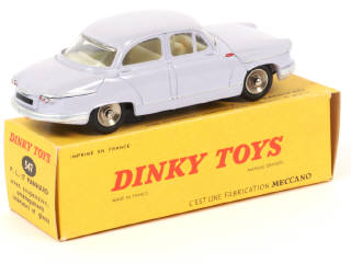 Lot 335 - DINKY TOYS (FRANCE) (1)