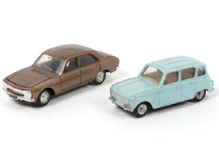 Lot 349 - DINKY TOYS (FRANCE) (2)