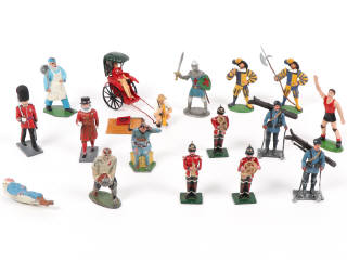 Lot 29 - DIVERS (17)