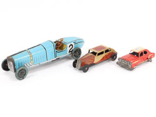 Lot 23 - DIVERS (3)