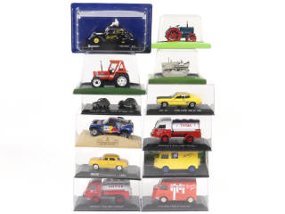 Lot 89 - DIVERS (13)
