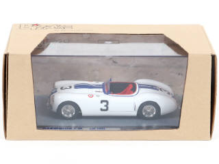 Lot 133 - BIZARRE (MACAU) (1)
