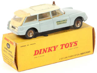 Lot 424 - DINKY TOYS (FRANCE) (1)