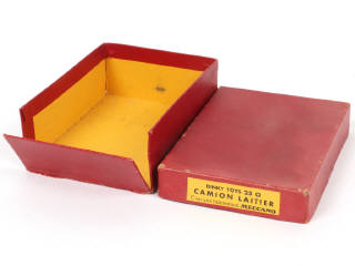 Lot 437 - DINKY TOYS (FRANCE) (1)