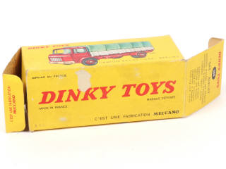 Lot 443 - DINKY TOYS (FRANCE) (1)