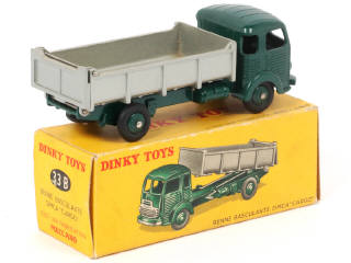 Lot 439 - DINKY TOYS (FRANCE) (1)