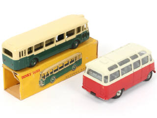 Lot 462 - DINKY TOYS (FRANCE) (2)