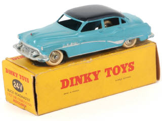 Lot 420 - DINKY TOYS (FRANCE) (1)