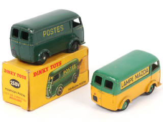 Lot 461 - DINKY TOYS (FRANCE) (2)