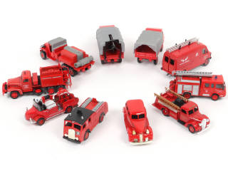 Lot 69 - DIVERS (10)