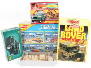 Lot 8 - DIVERS (4)