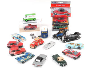 Lot 79 - DIVERS (19)