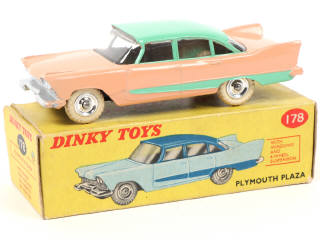 Lot 348 - DINKY TOYS (GB) (1)