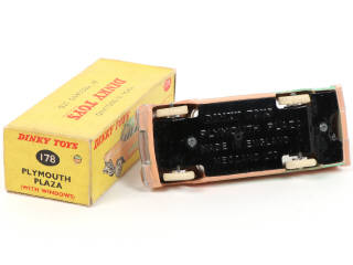 Lot 348 - DINKY TOYS (GB) (1)