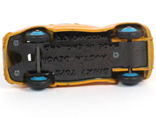 Lot 104 - DINKY TOYS (GB) (1)