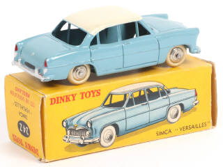 Lot 292 - DINKY TOYS (FRANCE) (1)