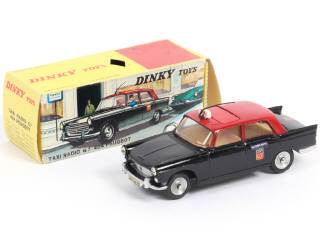 Lot 279 - DINKY TOYS (FRANCE) (1)