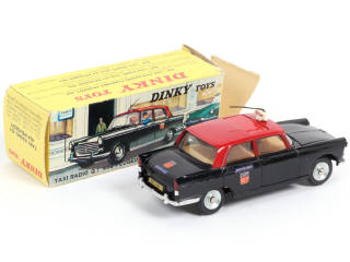 Lot 279 - DINKY TOYS (FRANCE) (1)