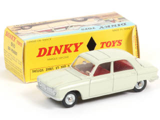 Lot 278 - DINKY TOYS (FRANCE) (1)