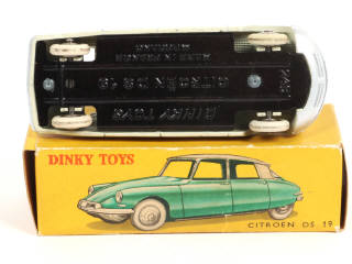 Lot 266 - DINKY TOYS (FRANCE) (1)