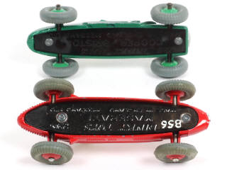 Lot 176 - DINKY TOYS (GB) (2)