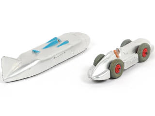 Lot 179 - DINKY TOYS (GB) (2)