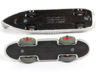 Lot 179 - DINKY TOYS (GB) (2)