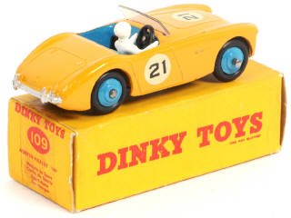 Lot 119 - DINKY TOYS (GB) (1)