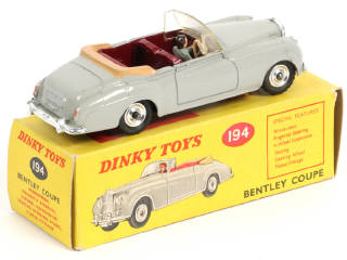 Lot 133 - DINKY TOYS (GB) (1)