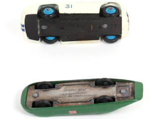 Lot 177 - DINKY TOYS (GB) (2)