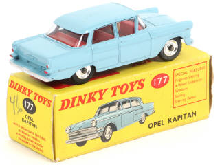 Lot 129 - DINKY TOYS (GB) (1)