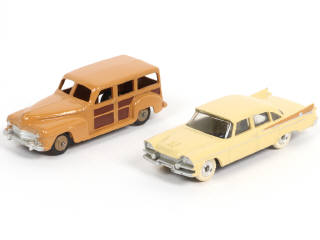 Lot 188 - DINKY TOYS (GB) (2)