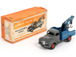 Lot 147 - DINKY TOYS (GB) (1)
