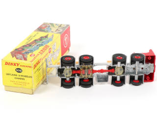 Lot 163 - DINKY TOYS (GB) (1)