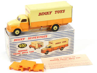 Lot 158 - DINKY TOYS (GB) (1)