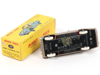 Lot 299 - DINKY TOYS (FRANCE) (1)