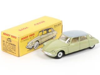 Lot 270 - DINKY TOYS (FRANCE) (1)