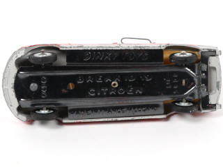 Lot 242 - DINKY TOYS (FRANCE) (1)