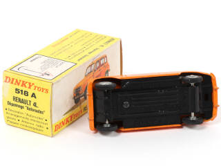 Lot 295 - DINKY TOYS (FRANCE) (1)