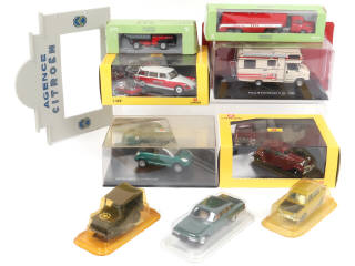 Lot 81 - DIVERS (10)